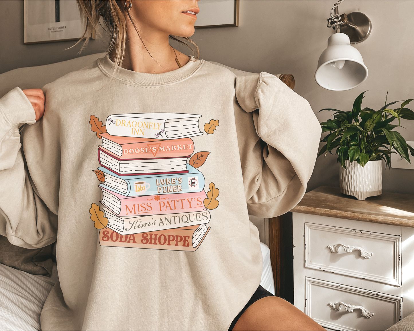 GILMORE GIRLS BOOK STACK CREWNECK SWEATSHIRT