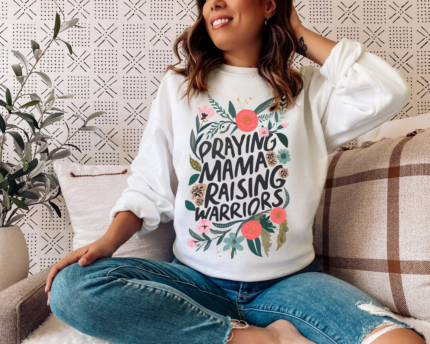 PRAYING MAMA RAISING WARRIORS CREWNECK SWEATSHIRT ADULT