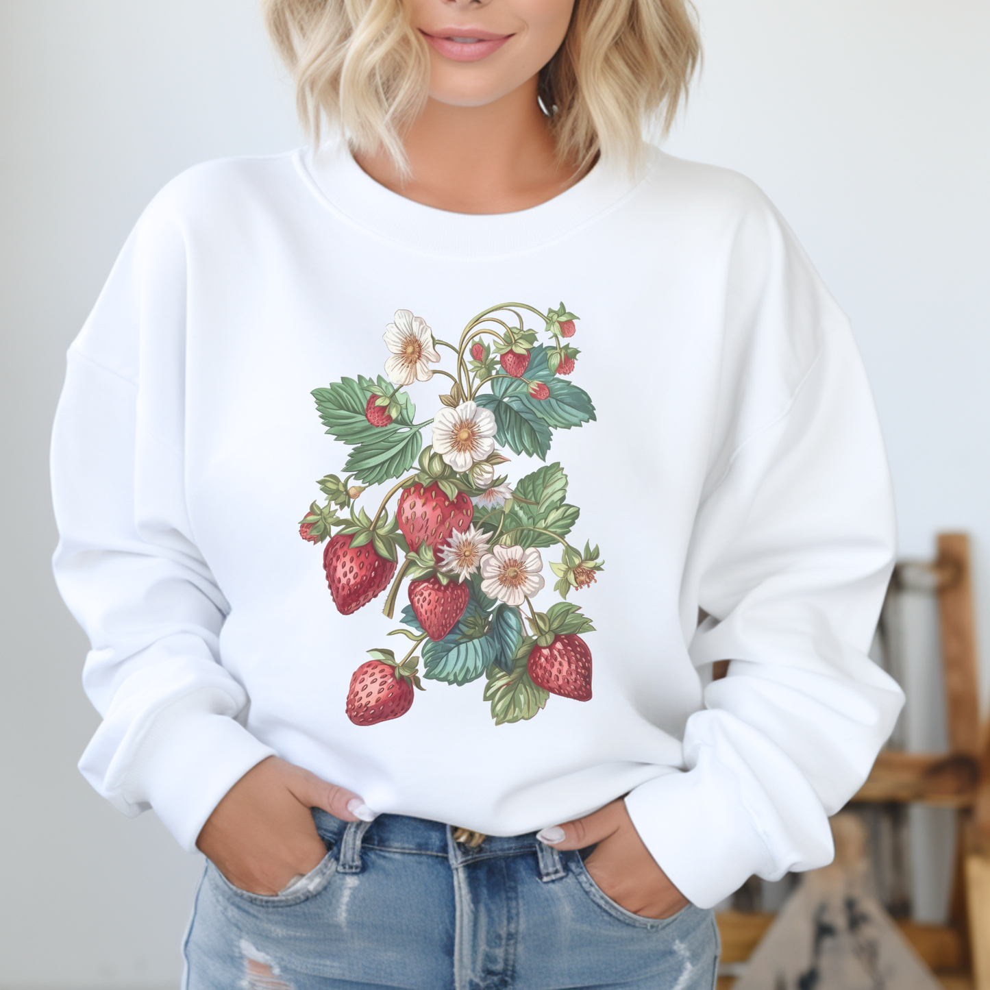 VINTAGE STRAWBERRY CREWNECK SWEATSHIRT